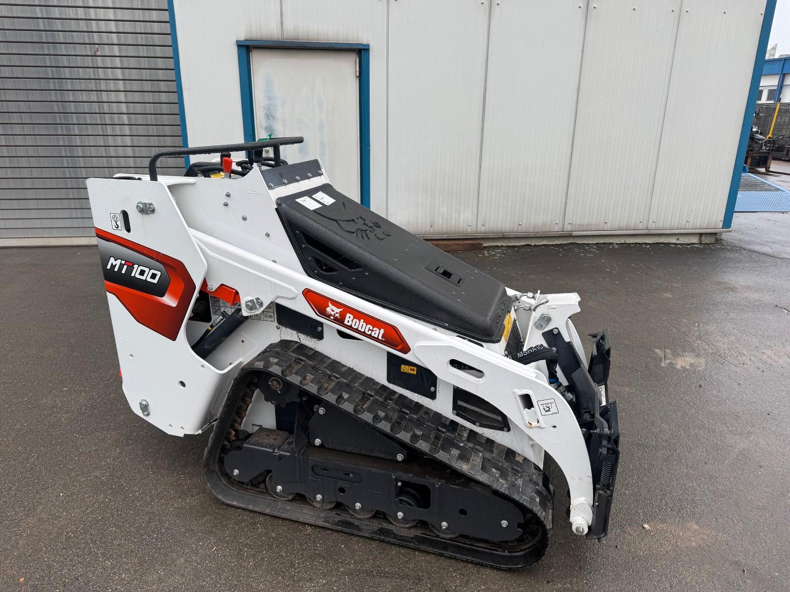 Bobcat MT100 Wide Tracks