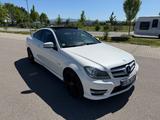 Mercedes-Benz C250, Pan. Dach, Automatik, sehr guter Zustand - Mercedes-Benz C 250 in Freiburg