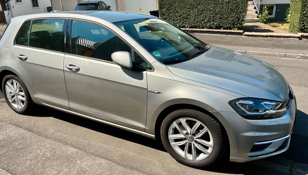 Image of Volkswagen Golf