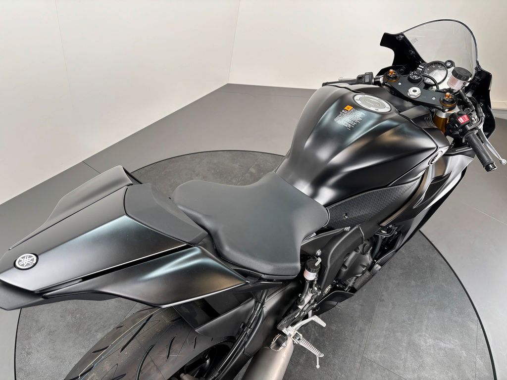 Fahrzeugabbildung Yamaha YZF R6 RACE *NEUFAHRZEUG MJ 25 *UMBAU MÖGL.