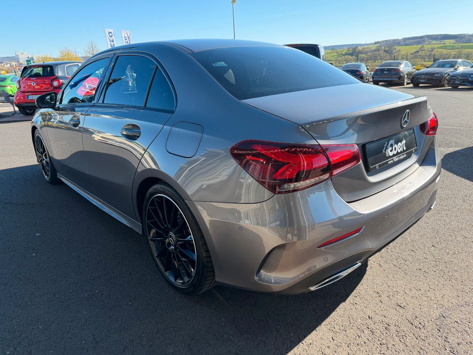 Fahrzeugabbildung Mercedes-Benz A 220 d 4 MATIC AMG Night+LED+DAB+Carplay+19"