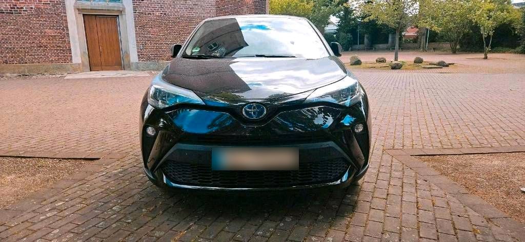 Image of Toyota C-HR