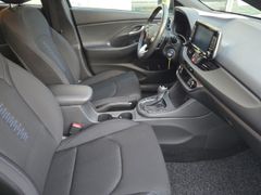 Fahrzeugabbildung i30 Passion +