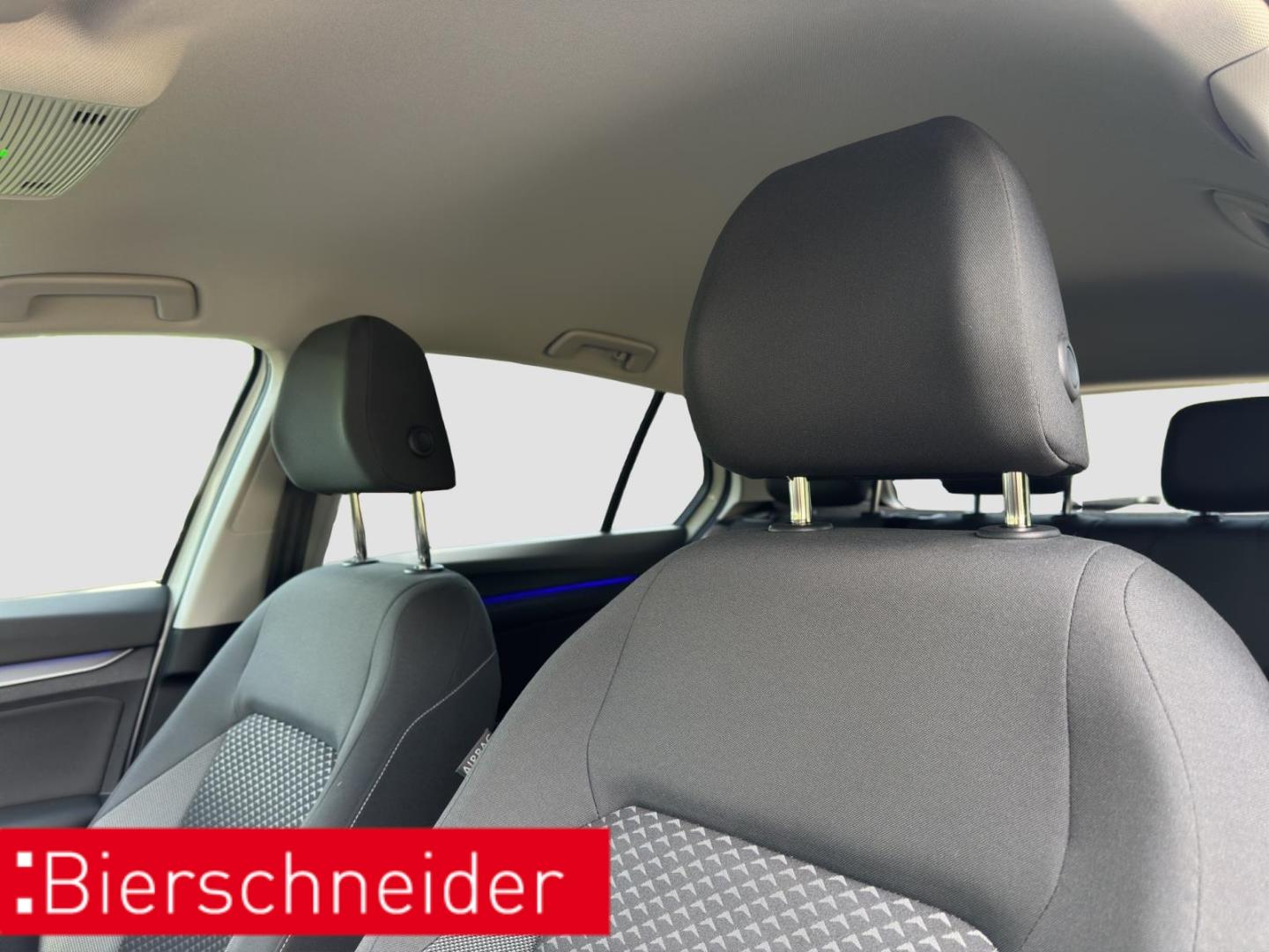 Volkswagen Golf 8 1.5 TSI Life AHK KAMERA ACC LED NAVI, миниатюра 25