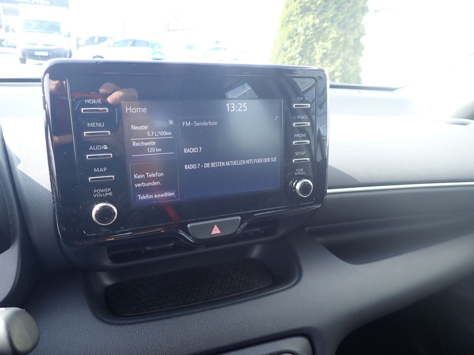 Fahrzeugabbildung Toyota Yaris Comfort 1.0