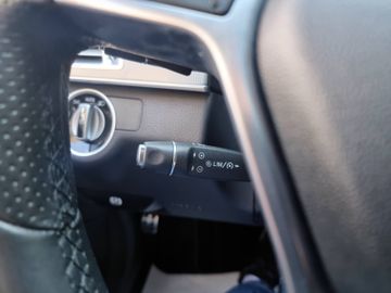 Mercedes E 220 - 10