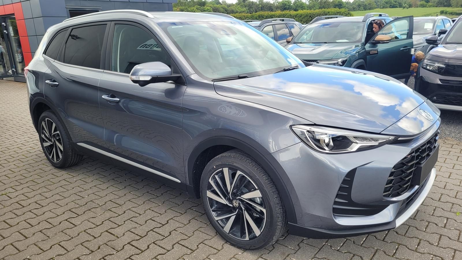 MG ZS
