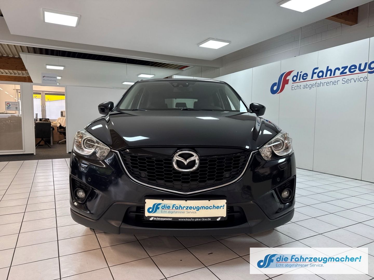 Fahrzeugabbildung Mazda CX-5 Sports-Line AWD 4x4 AUTOMATIK 2.2 SKYACTIV-