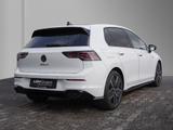 Volkswagen Golf VIII 1,5 eTSI DSG R-Line,Matrix-LED,ALU 18" - Gebrauchtwagen in Koblenz