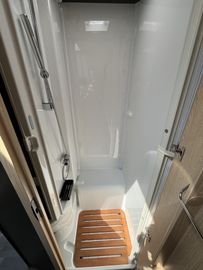 Sunlight Adventure T 67 8G Autom. TV Paket Combi 6E