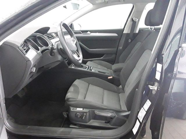 Passat Variant 1.5 TSI DSG Business LED+NAVI+RFK