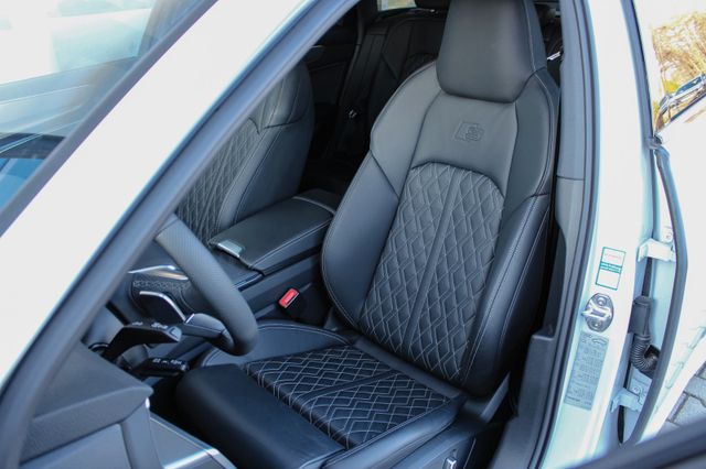 Audi A6 Avant 45 TFSI quattro/ S LINE/ PANO/ B&O/ LED