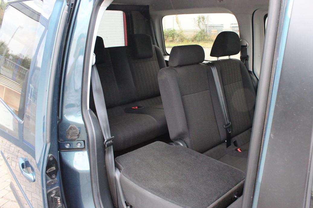 Volkswagen Caddy Maxi 1,4  7 Sitze AHK