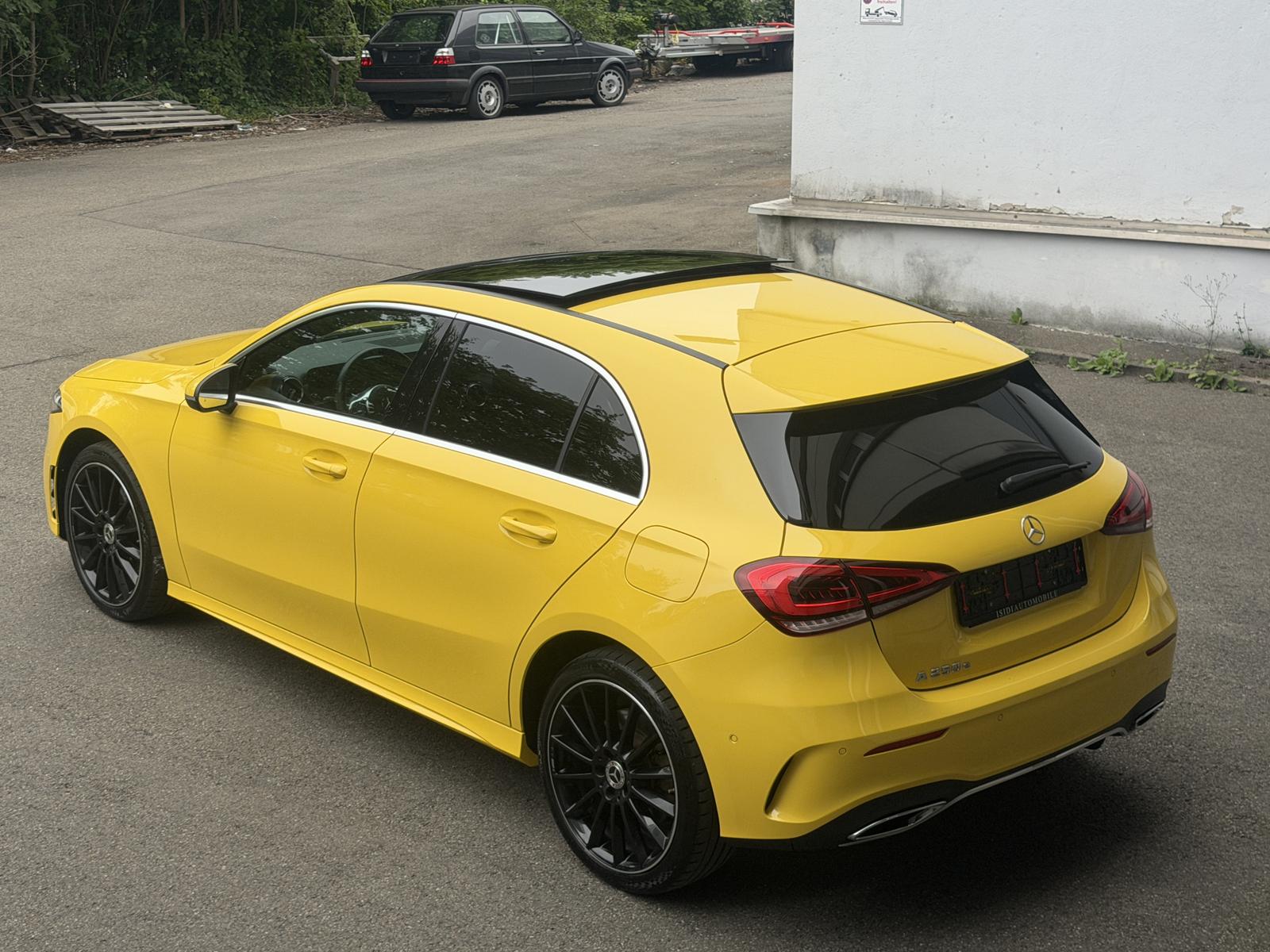 Mercedes-Benz A 250 e AMG LED MBUX Distronic Pano Kamera-360°