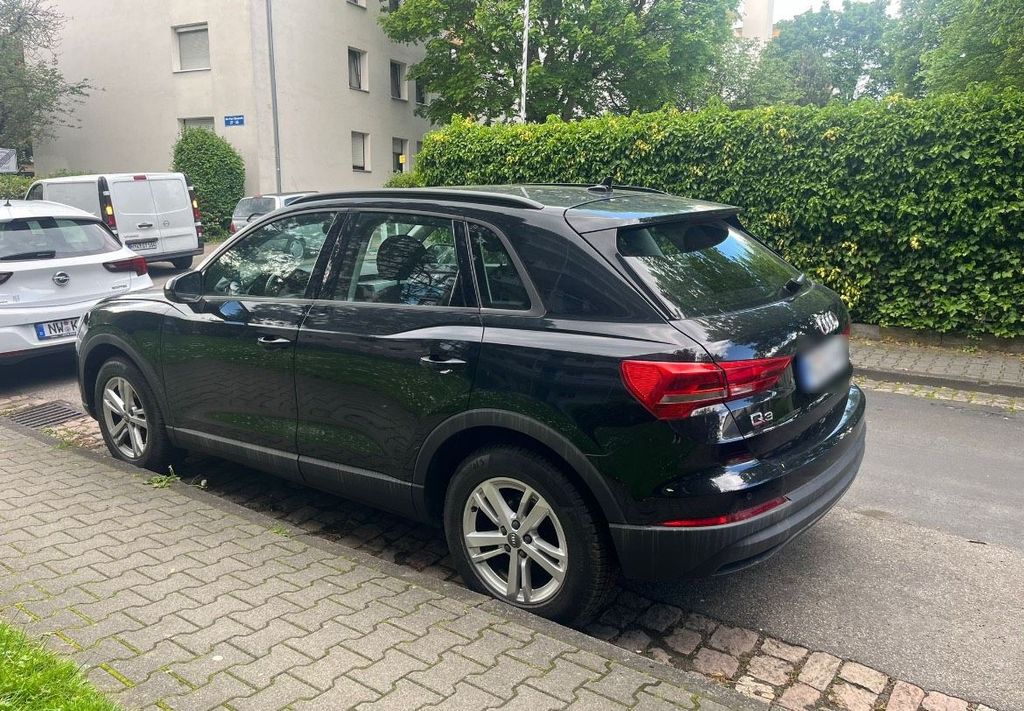 Image of Audi Q3
