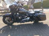 Harley-Davidson CVO Ultra Classic Electra Glide Nr. 137/999 - HARLEY-DAVIDSON CVO ULTRA