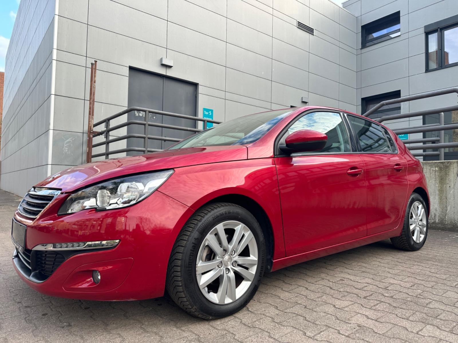 Peugeot 308 ACTIVE 1.2 PURETECH 130 1.HAND/KLIMAUT/PDC