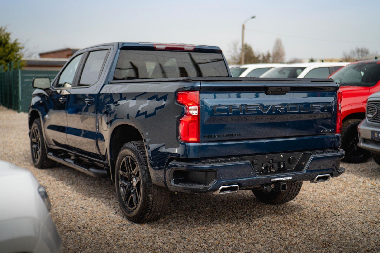 Fahrzeugabbildung Chevrolet Silverado 5.3L V8 4x4 RST Limited ZZ1 NightPaket