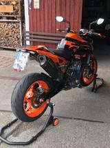 KTM Duke 890 GP - KTM 890 DUKE GP