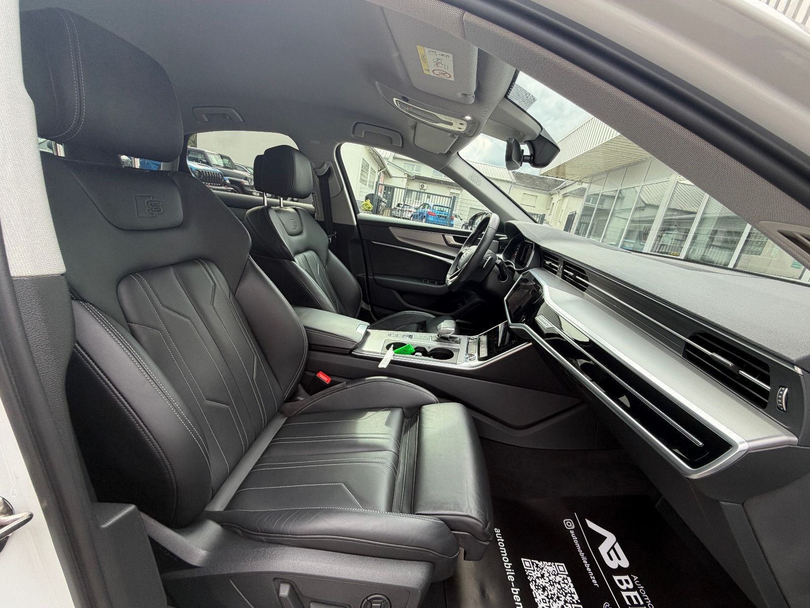 Fahrzeugabbildung Audi 55 TFSI e quattro S-Line/LEDER/Navi/LED/CarPlay/