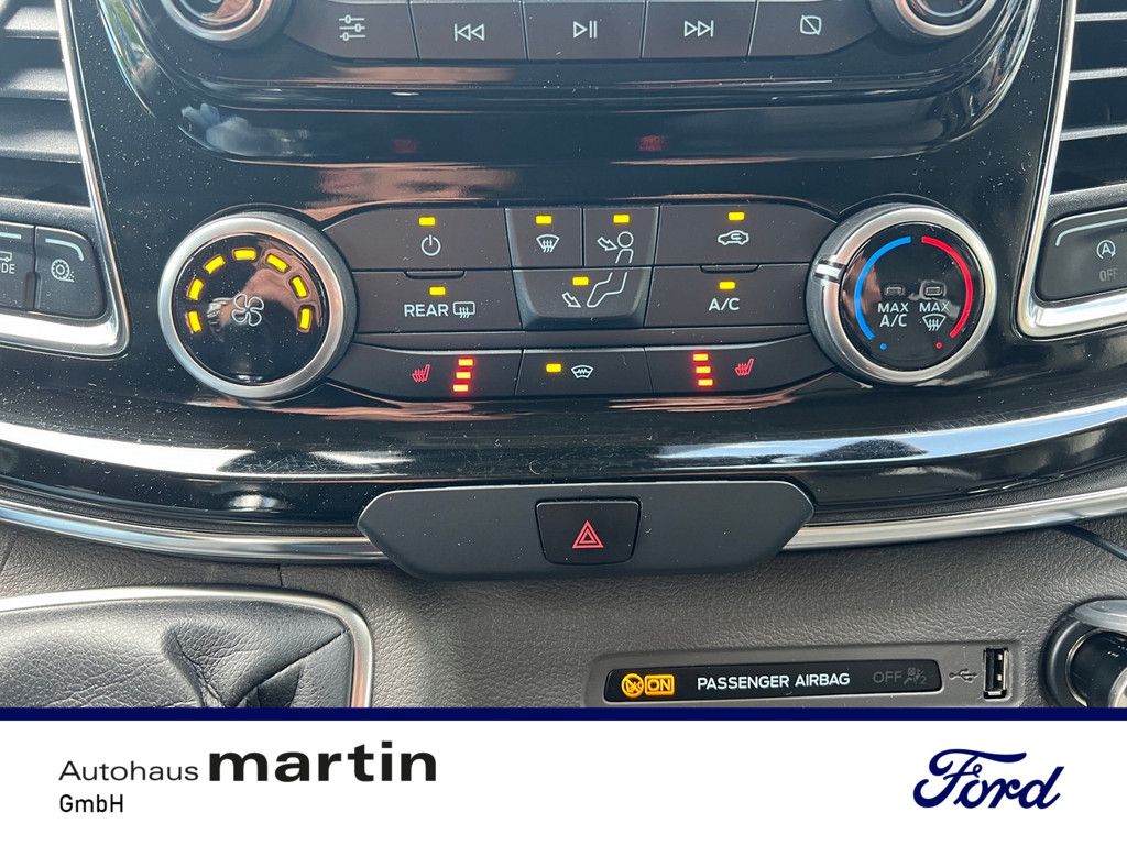 Fahrzeugabbildung Ford Tourneo Custom 2,0 TDCI 320 L1 Titanium