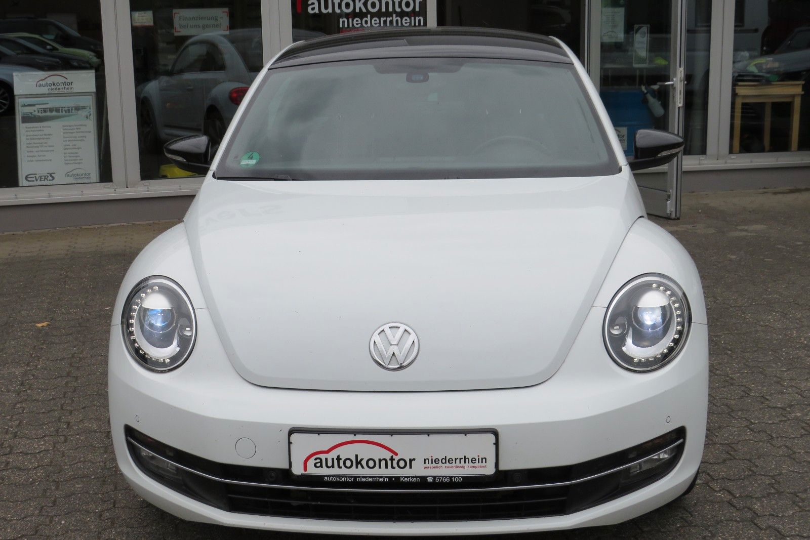 Fahrzeugabbildung Volkswagen Beetle Lim. Club XENON NAVI APP-CONNECT PDC 18`