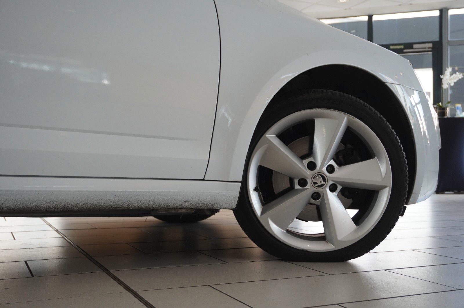 Fahrzeugabbildung SKODA Octavia Combi 1.8 TSI STYLE DSG NAVI/LED/SHZ/DAB