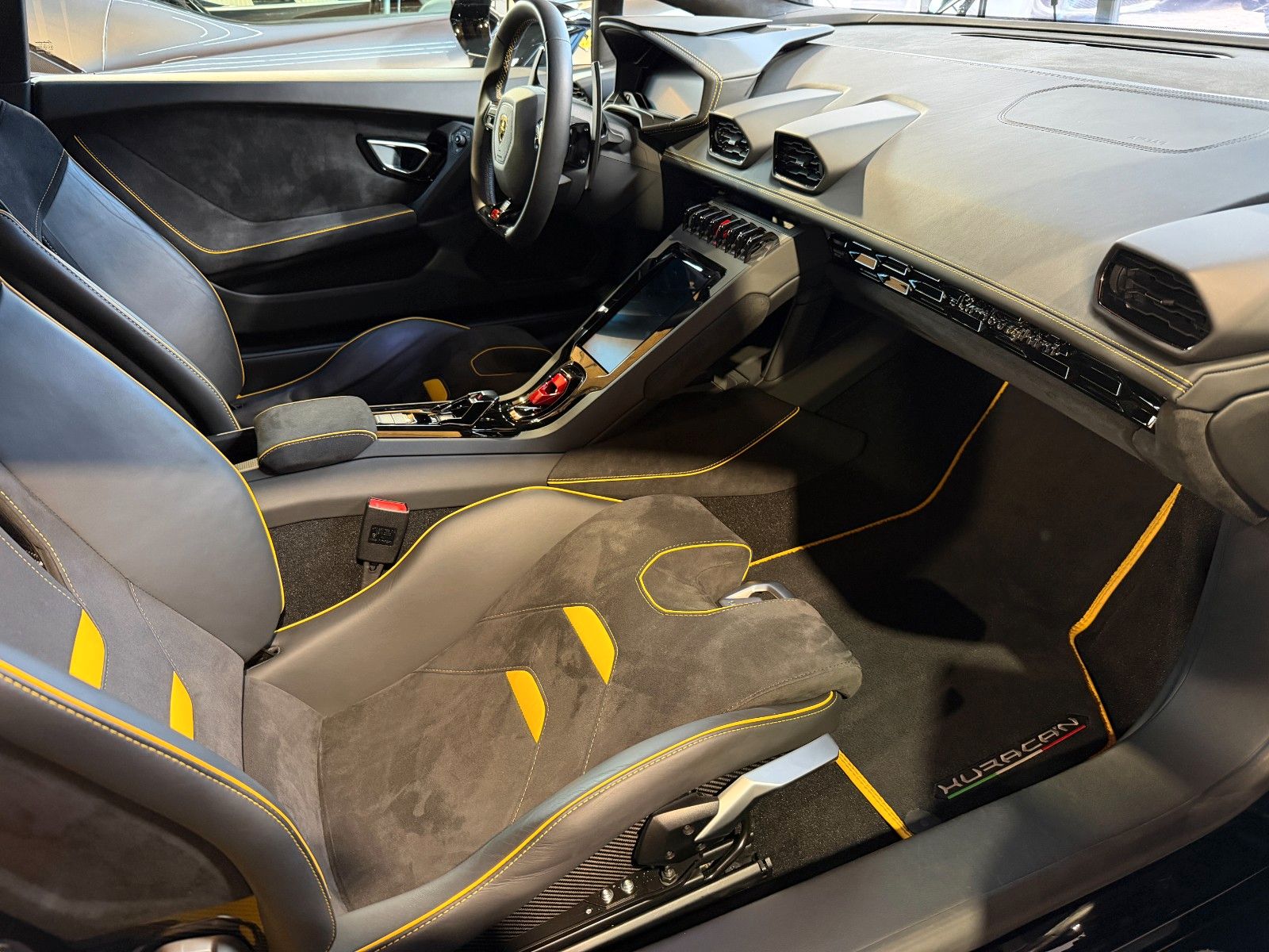 LAMBORGHINI Huracan Huracán EVO Garantie 02/28 Lift/MwSt/Carbonsitze – Ansicht 33