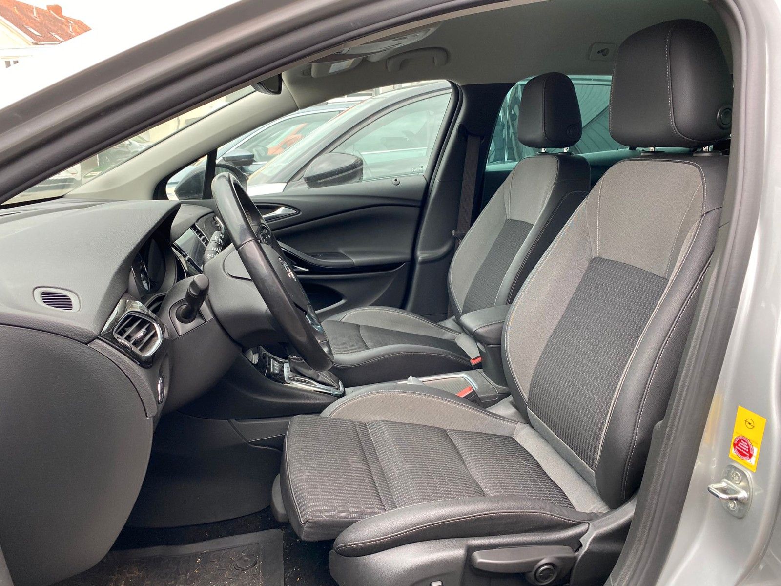 Fahrzeugabbildung Opel Astra K ST 1.5D ELEGANCE NAVI/LED/KAMERA/SH/DAB+