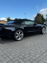 Ford Mustang GT, 5 l, V8, 441 PS, Cabrio, 07/2014 - Ford Mustang mit Benzin-Antrieb: Cabrio, 5.0