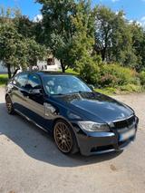BMW E90 320si - BMW 320: 320si E90
