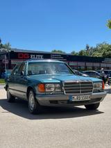 Mercedes-Benz 380 SE /Schiebedach/H-Kennzeichen - Mercedes-Benz 380 mit Benzin-Antrieb: Automatik