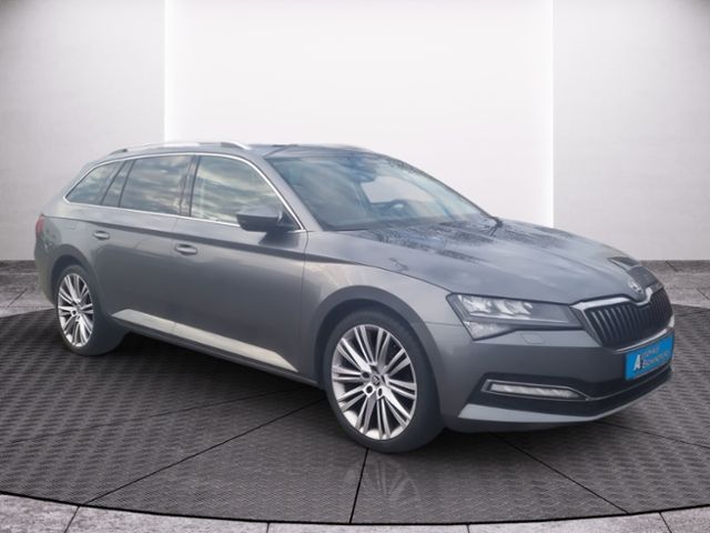 Fahrzeugabbildung SKODA Superb Combi 2.0 TDI 4x4 DSG Style NAVI STANDHEI