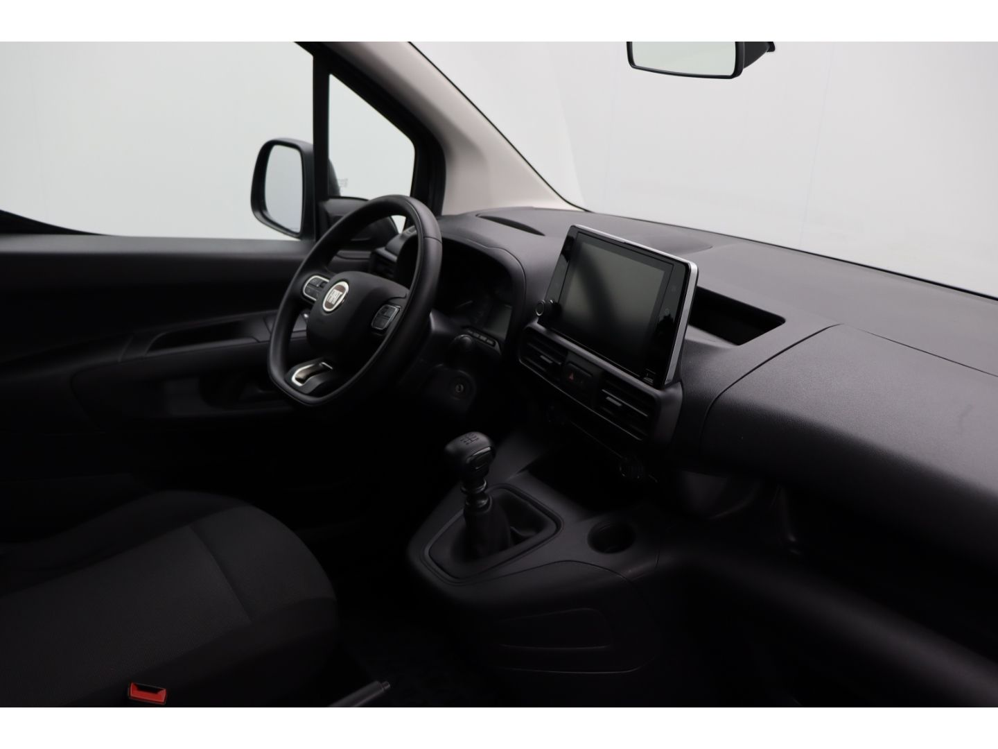 Fahrzeugabbildung Fiat Doblo Kastenwagen L2 1.5 linke Schiebetür,Kame