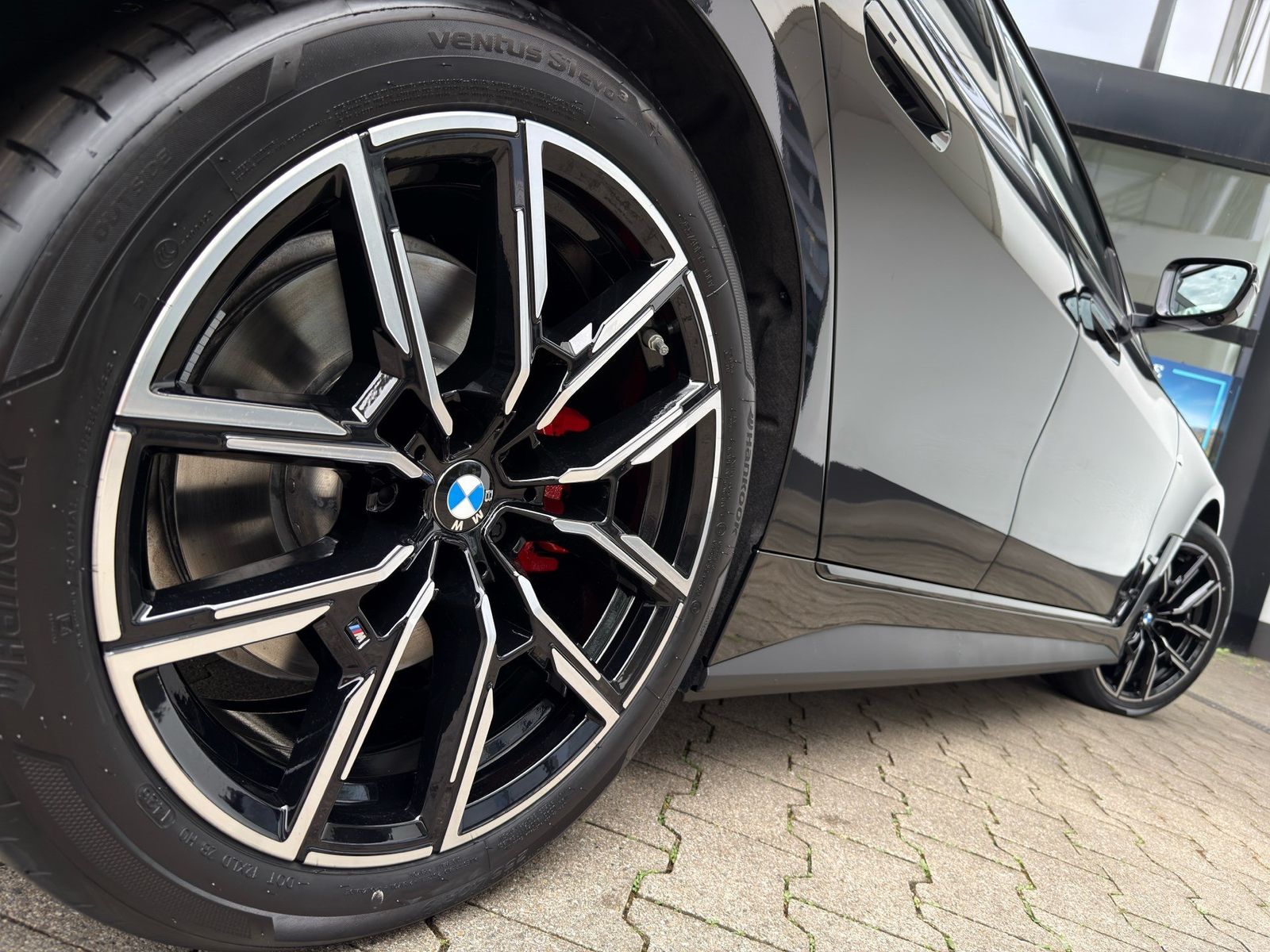 BMW i4 - Bild 3