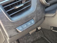 Fahrzeugabbildung Arkana Esprit Alpine 1.3 TCe 160 Mild-Hybrid Sch