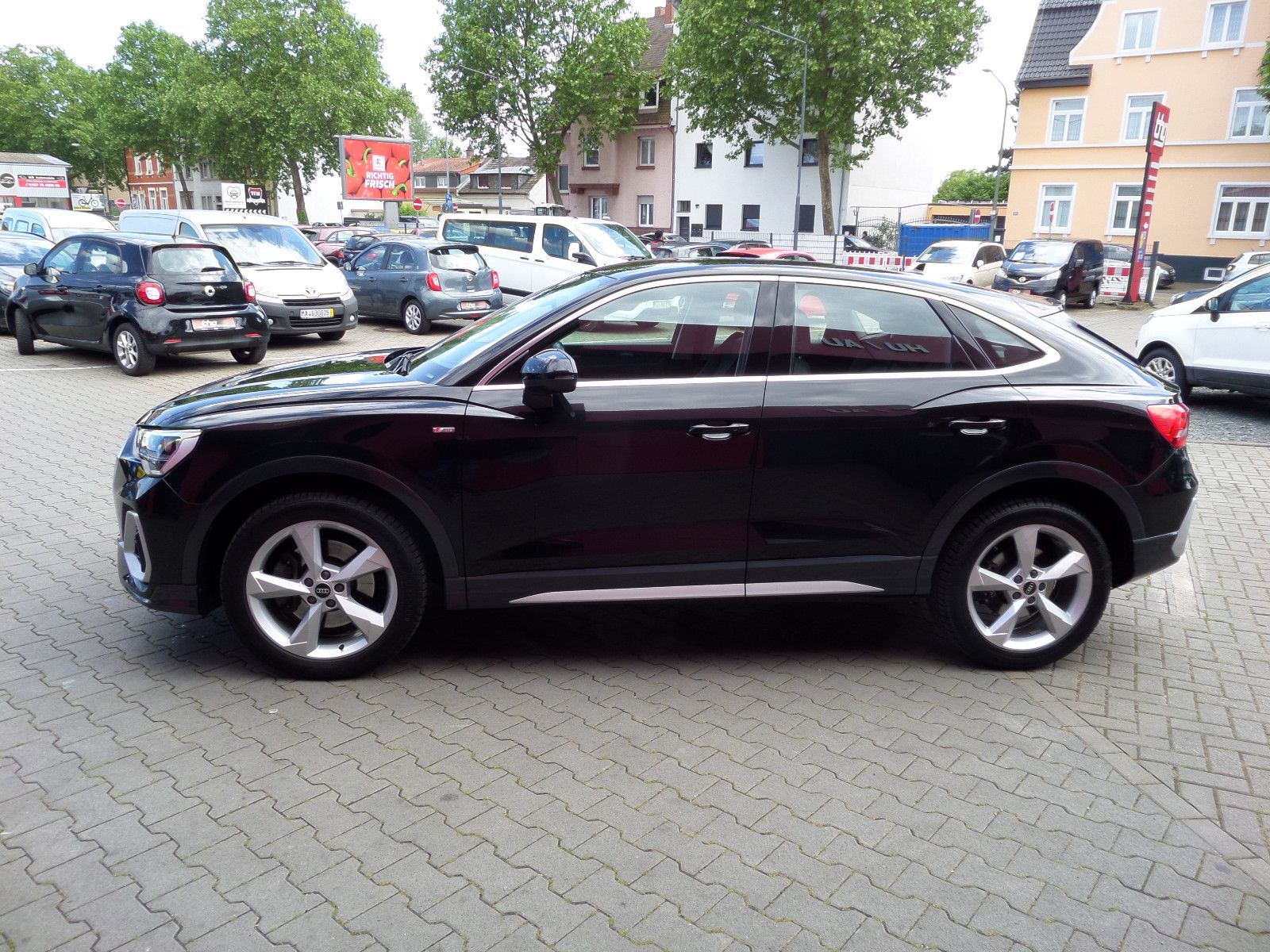 Audi Q3 Sportback 40 TDI quattro S line NAVI-AHK foto 5