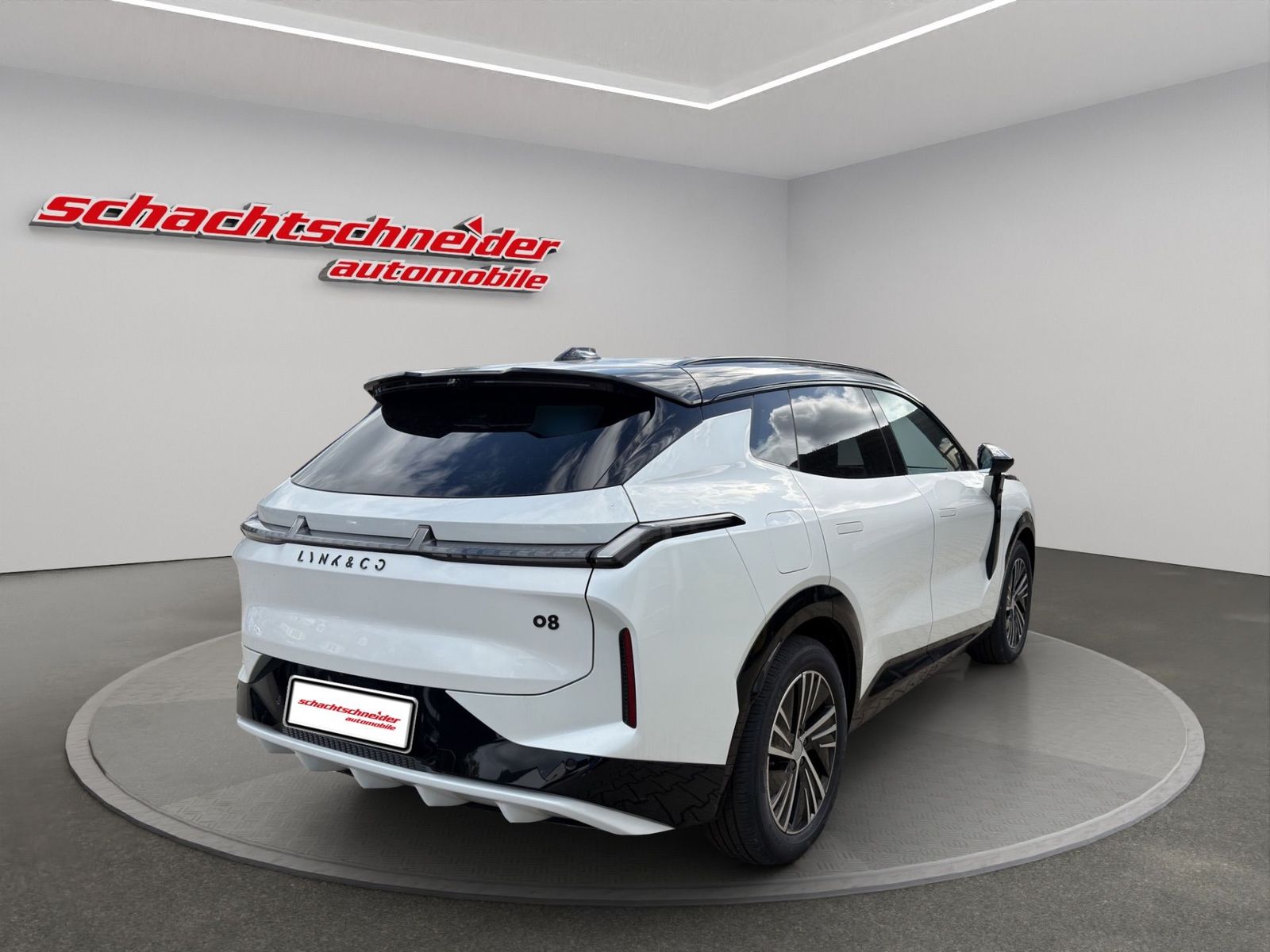 Lynk & Co 08