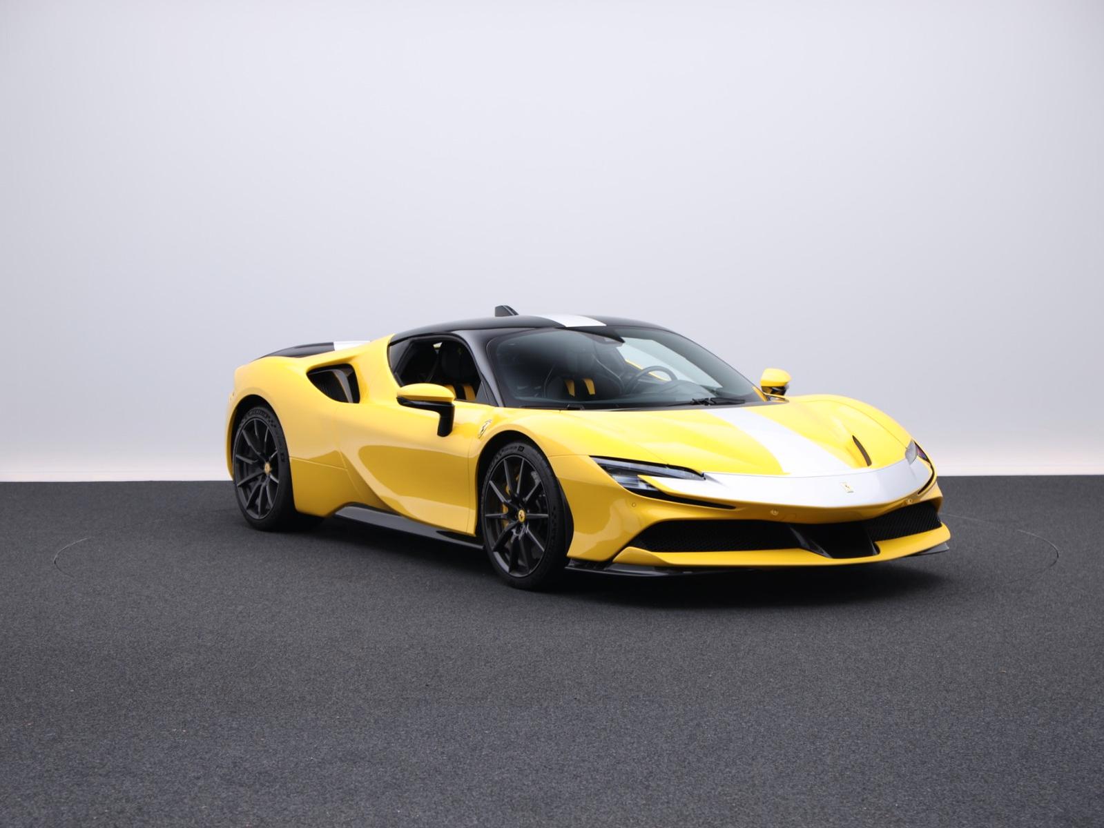 Ferrari SF90 Stradale Assetto Fiorano*Ferrari Frankfurt*