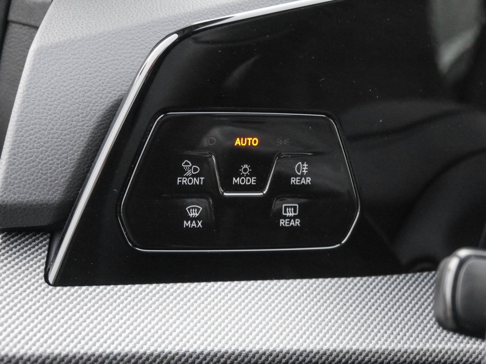 Volkswagen Golf - Bild 12