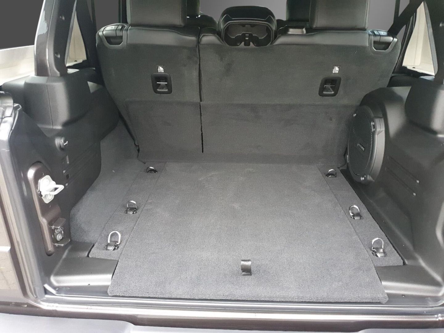 Fahrzeugabbildung Jeep Wrangler Unlimited Sahara 2.0 T-GDI EU6d MY25