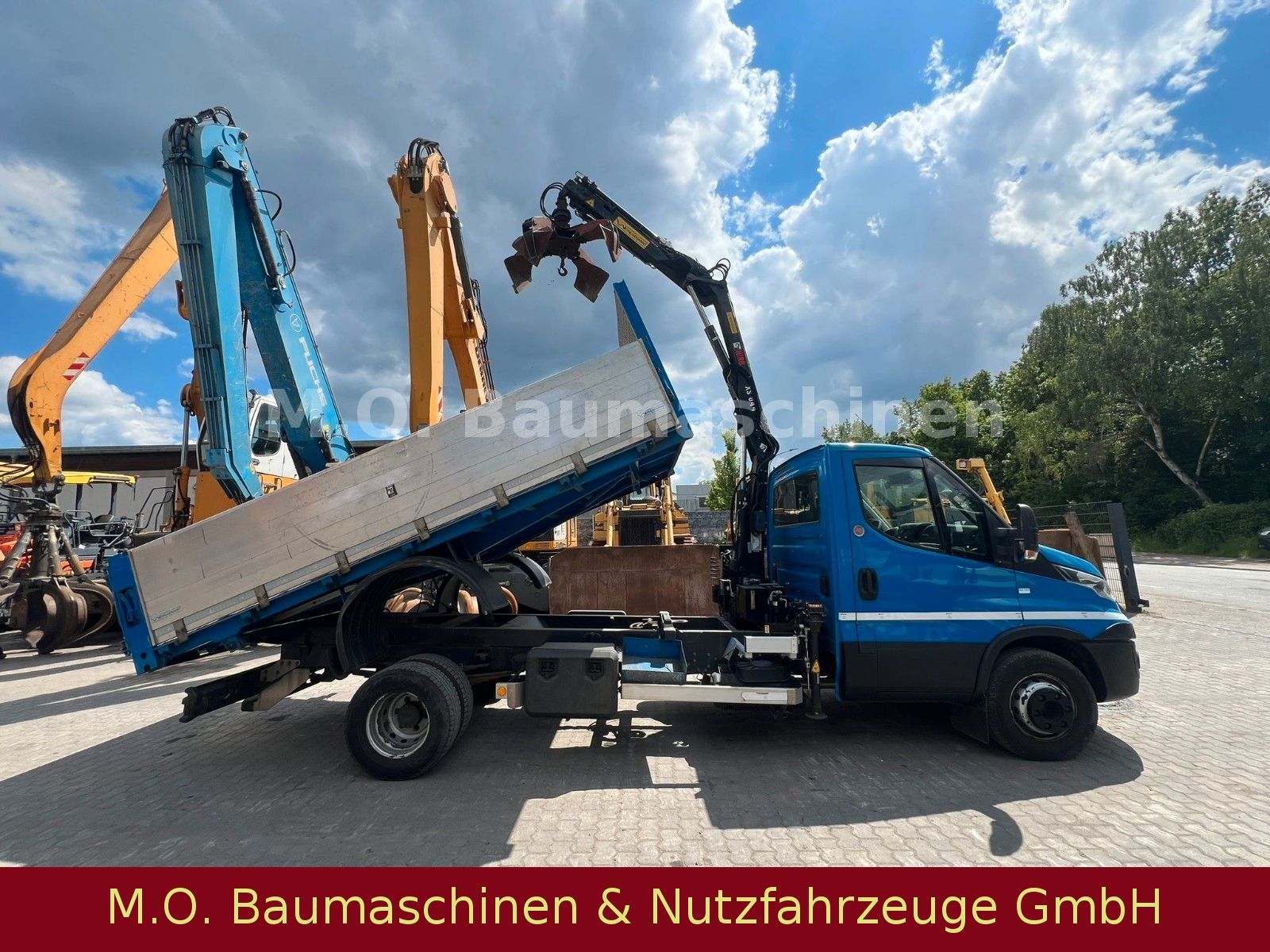 Fahrzeugabbildung Iveco Daily 70C18 / Kipper+Kran Hiab 044 D-2/