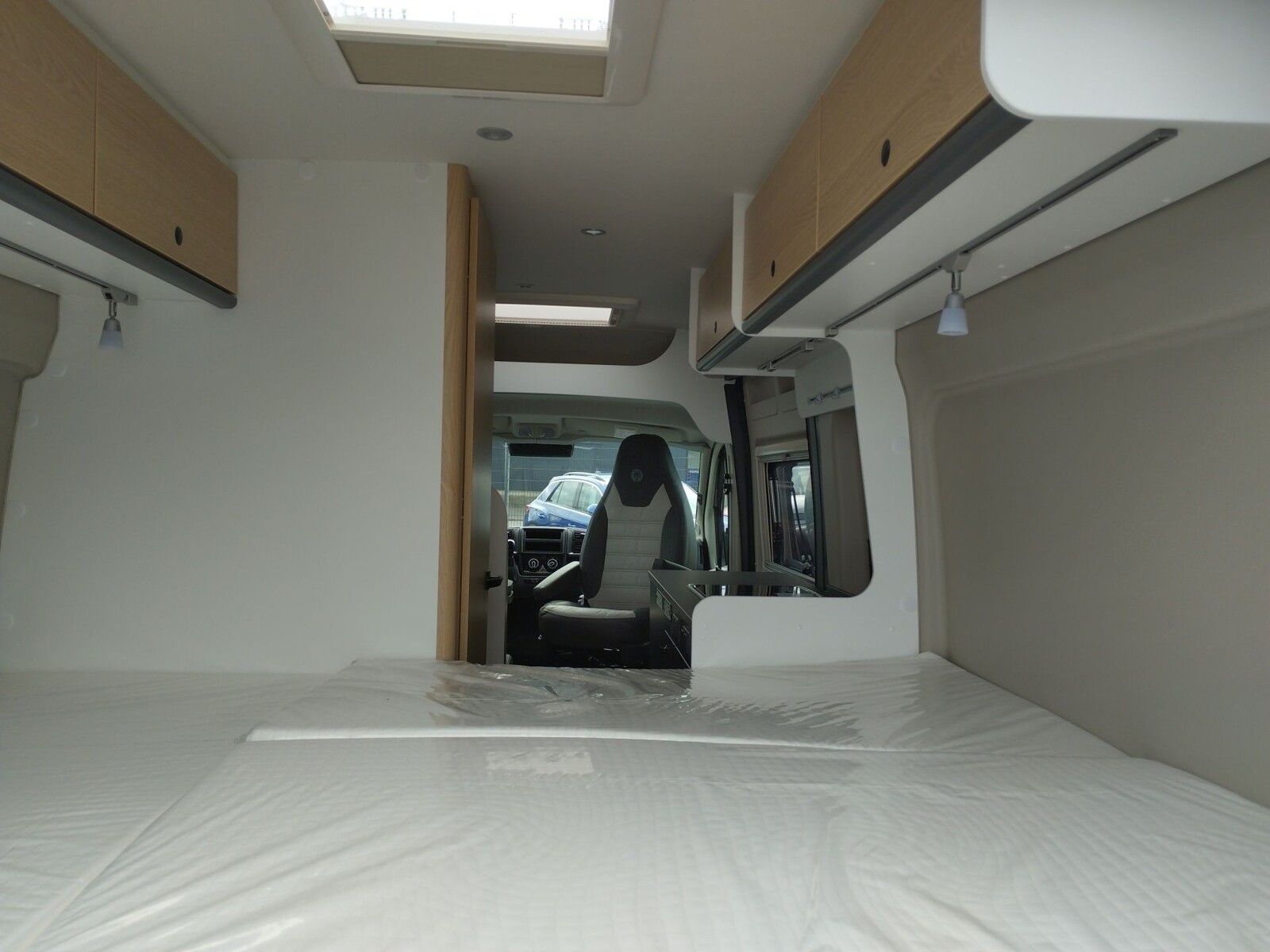 Fahrzeugabbildung Sunlight Adventure Cliff 600 Automatik, Dörr Edition, LTE