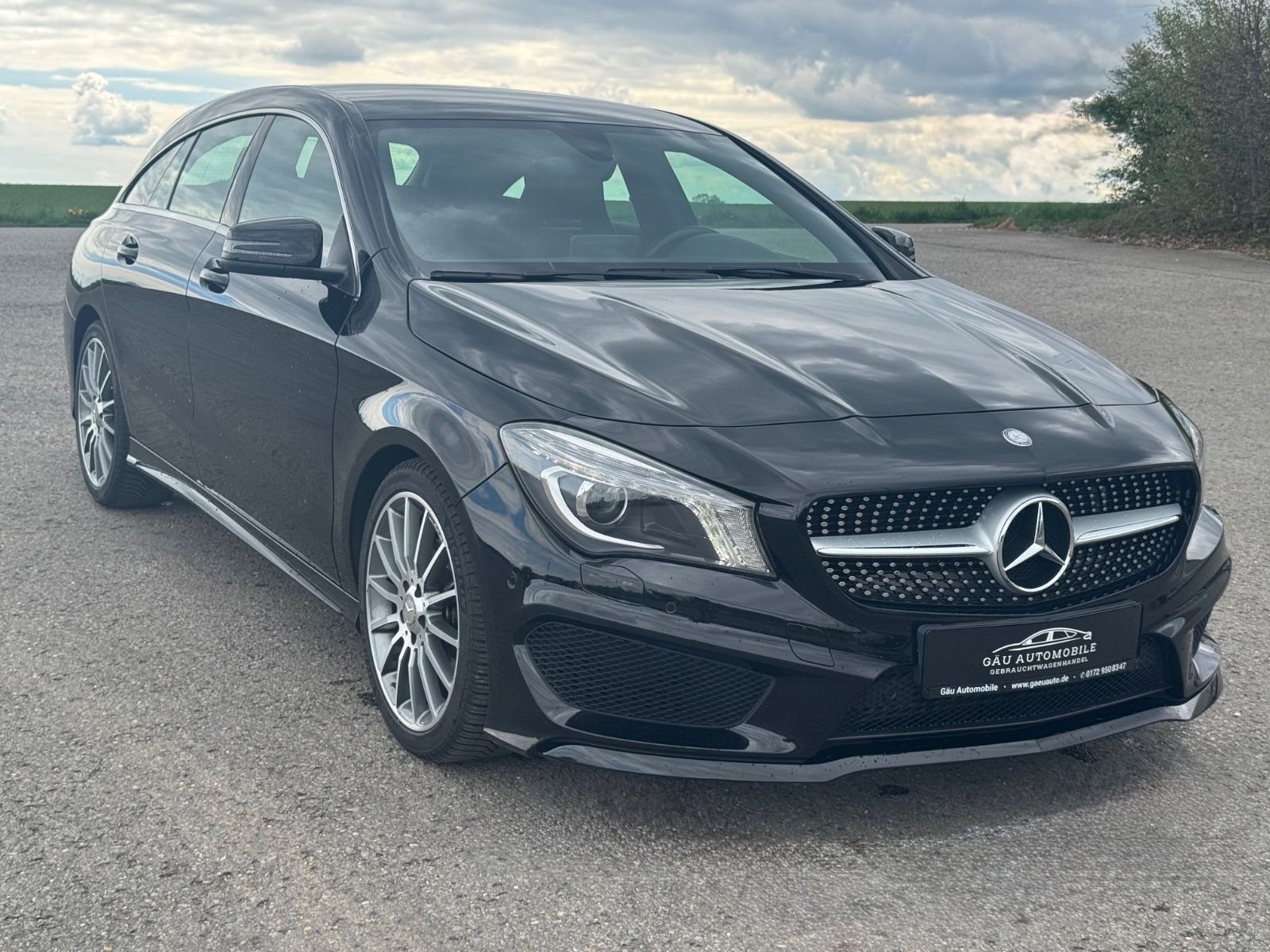 MERCEDES-BENZ CLA 200 Shooting Brake *AMG-Line,Navi,SH,Leder*
