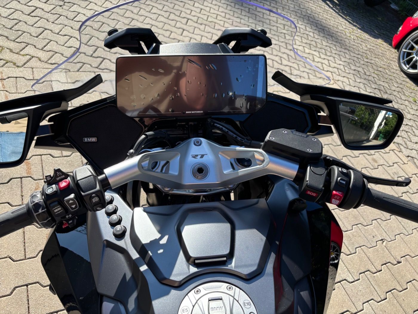 Fahrzeugabbildung BMW R 1300 RT 4 Pakete
