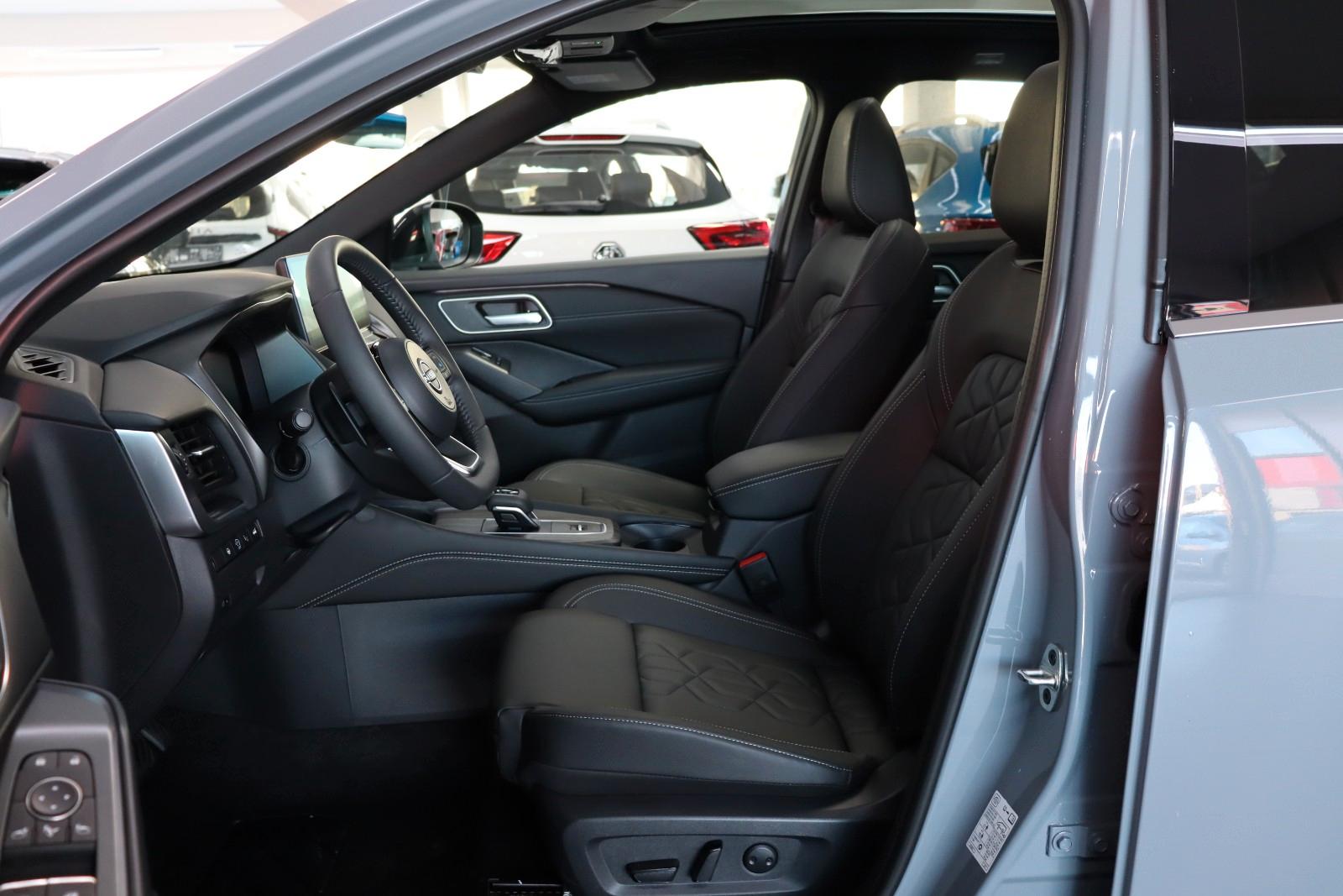 Nissan Qashqai 1.3 AT 4WD Tekna P.dach Navi HUD SOFORT, миниатюра 12