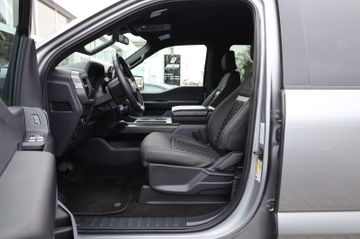 Ford F 150 - 8