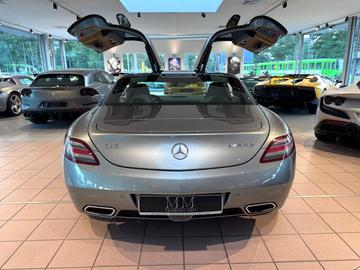 صورة مصغرة 13 لـ 2011 Mercedes-BENZ SLS AMG