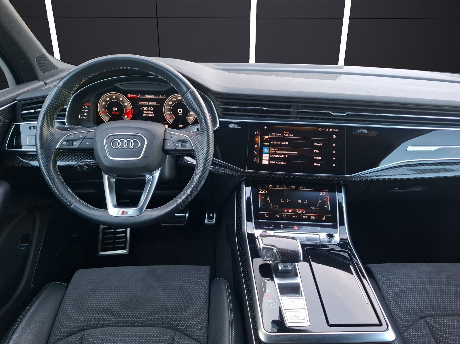 Fahrzeugabbildung Audi SQ7 4.0 TFSI comp. plus Matrix Standhzg Navi Luf