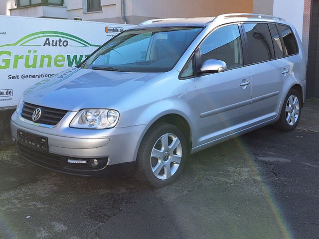 Volkswagen Touran Highline AHK Tempomat SH